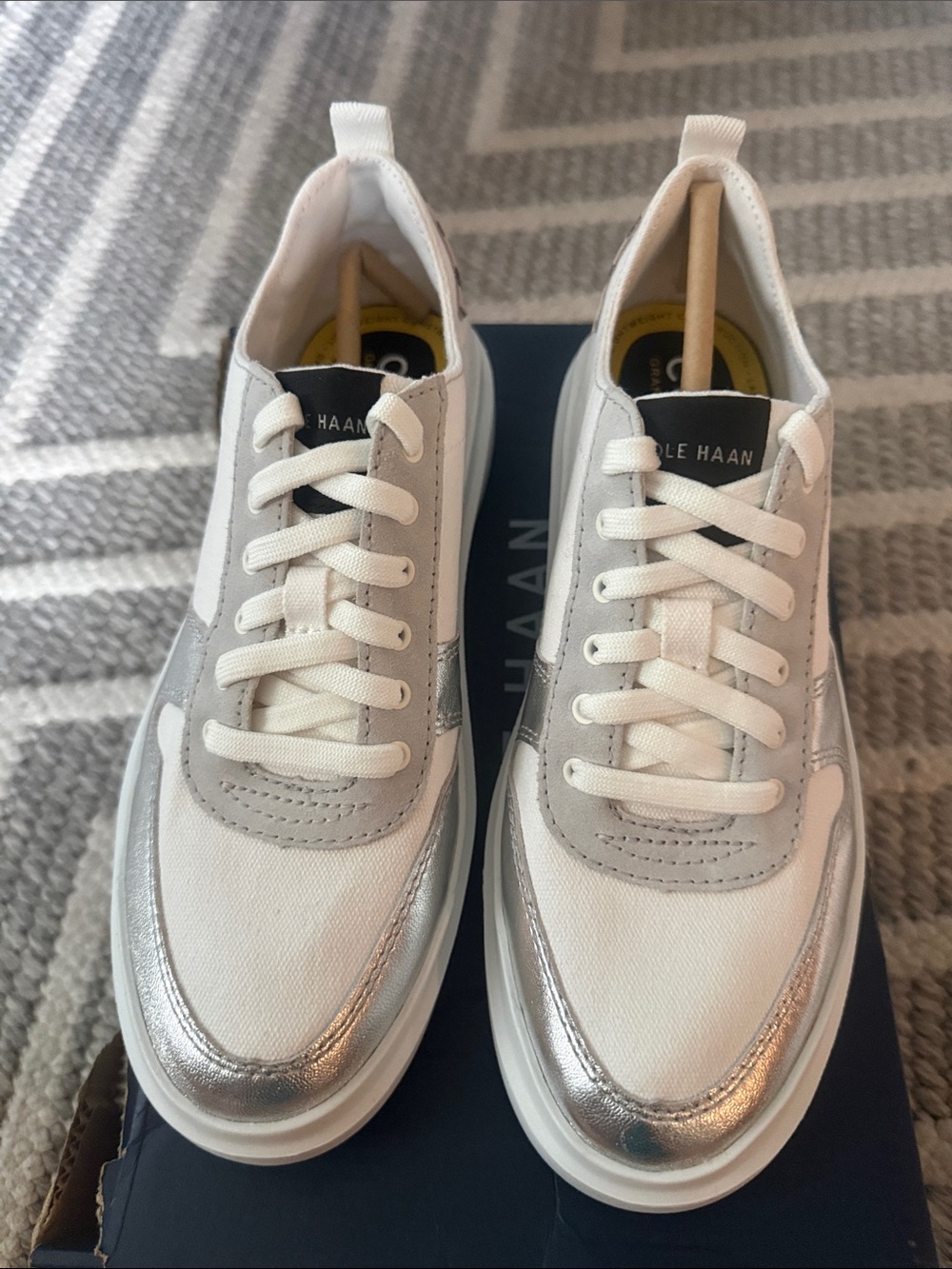 Cole Haan  grand White and Silver Low-Top womens Sneaker New 6.5 canvas